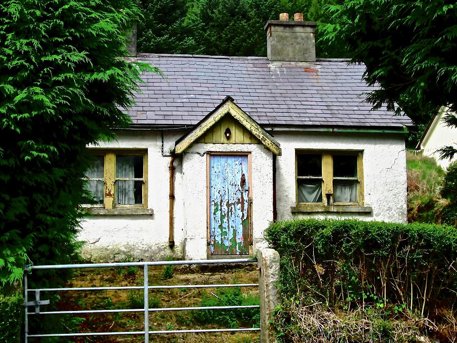 Another abandoned cottage Photograph by Stephanie Moore