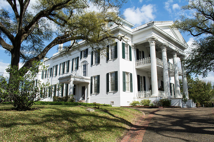 Antebellum Mansion in Natchez, MS Photograph by Stan Wiebe - Fine Art ...