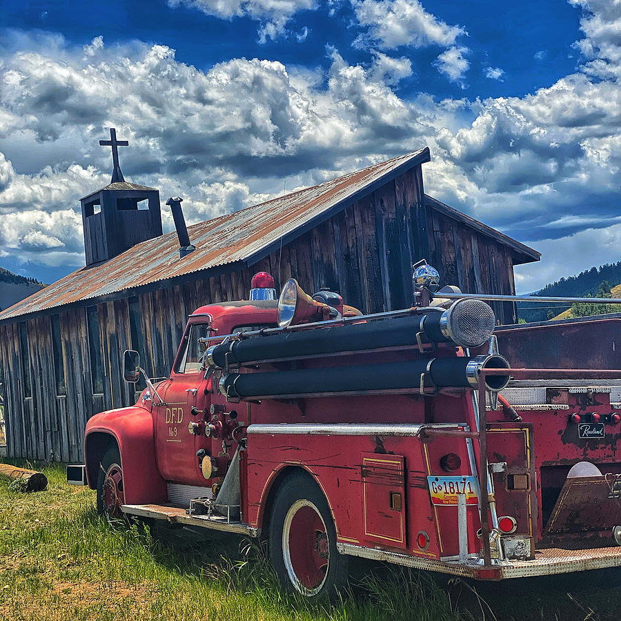 Antique Fire Truck Photograph by Roberta Fotter - Fine Art America