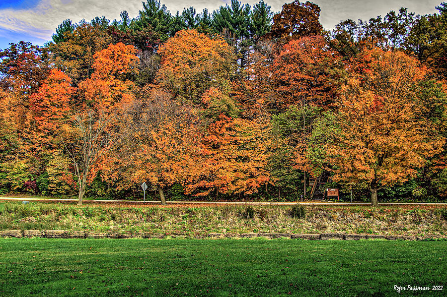 Apple River Canyon In Autumn Photograph By Roger Passman Fine Art America