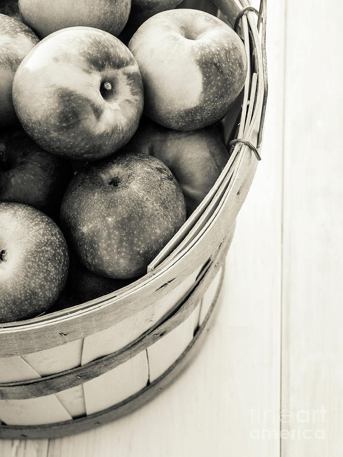 Still Life Photograph - Apples in a Basket by Edward Fielding