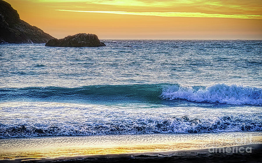 Aqua Waves At Harris Beach Photograph by Michele Hancock Photography ...