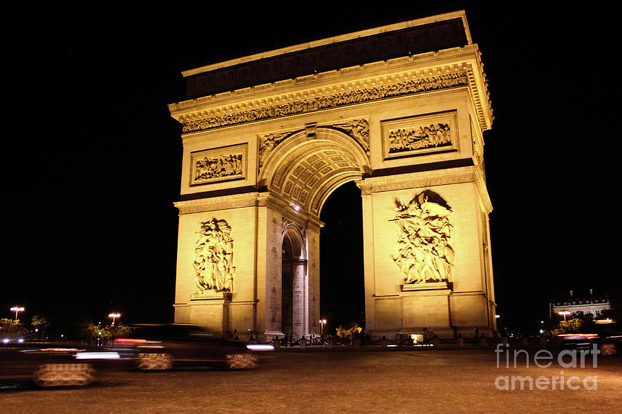 Arc De Trimphe By Night Photograph