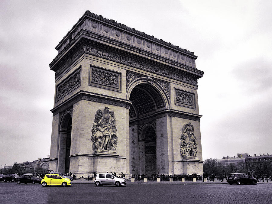 Arc de Triomphe Avec du Jaune Photograph by Susan Maxwell Schmidt