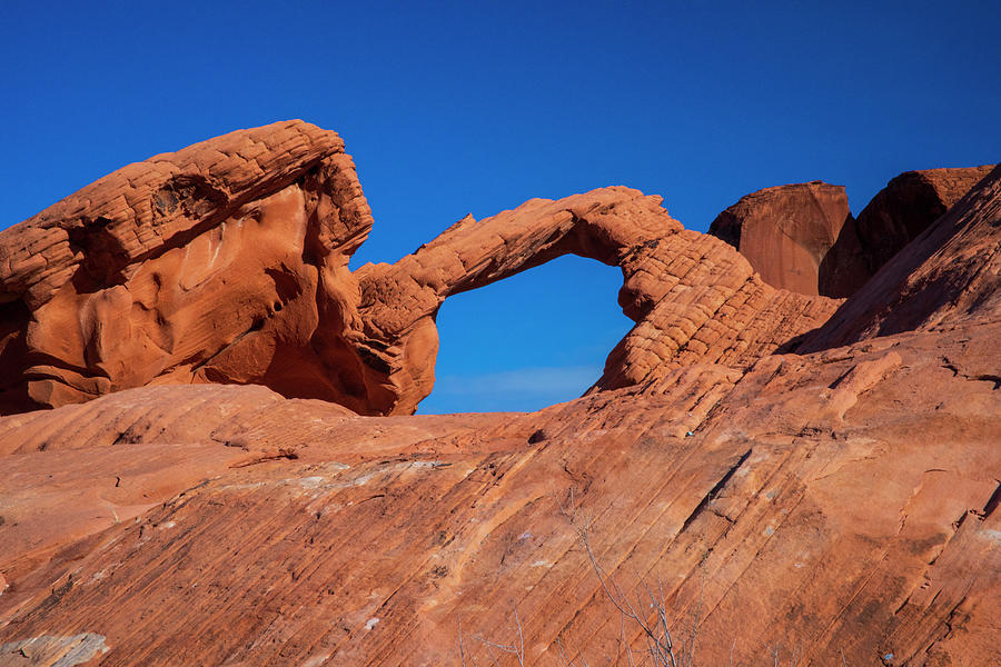 Arch Rock - Valley of Fire Photograph by Jonathan Babon