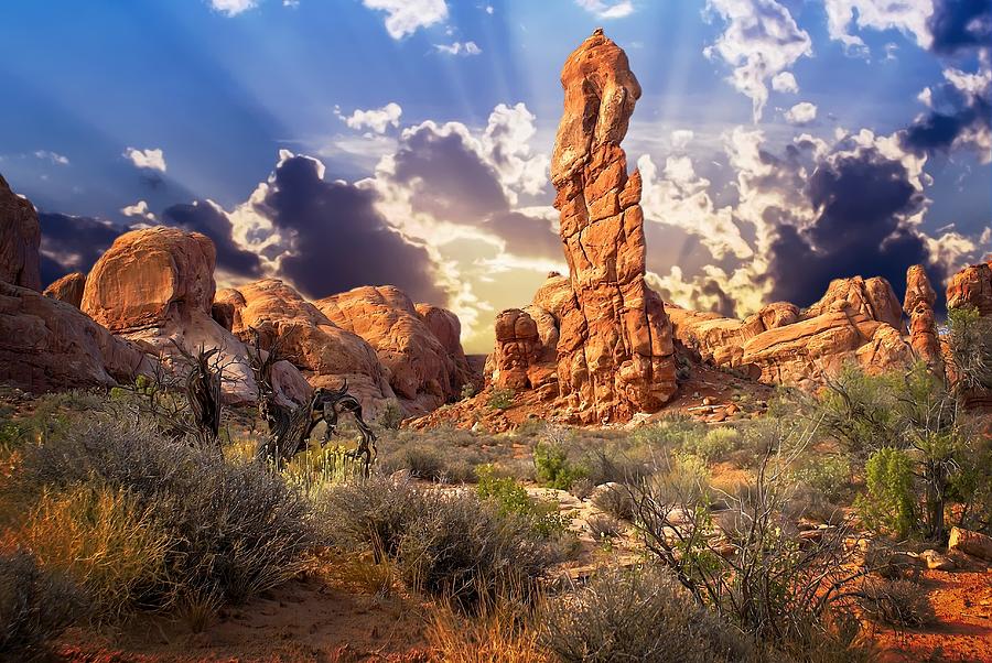 National Parks Photograph - Arches Spire 2 E by Marty Koch