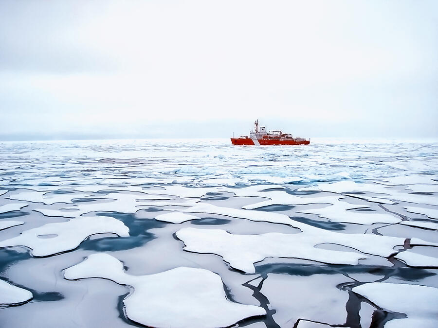 Arctic Ocean Photograph