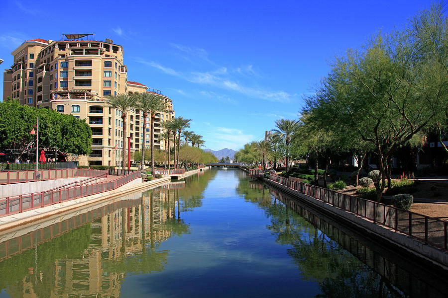 Arizona Canal in Scottsdale AZ Photograph by Chris Smith