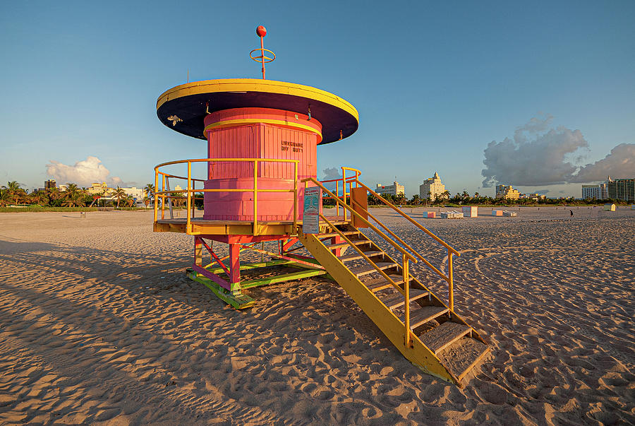 Art Deco Lifeguard Stand Photograph by Lou Novick