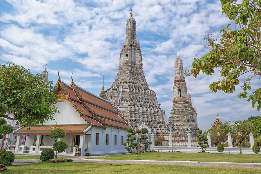 Architecture Photograph - Arun Wat Temple by Bernd Hartner