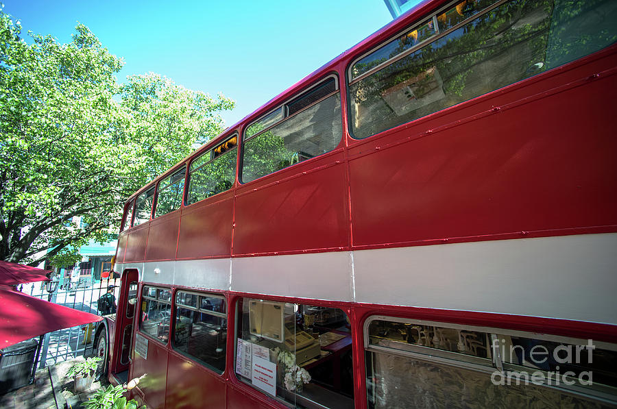 Asheville Double Decker Coffee Bus - Double Ds Coffee and Dessert Photograph by David Oppenheimer