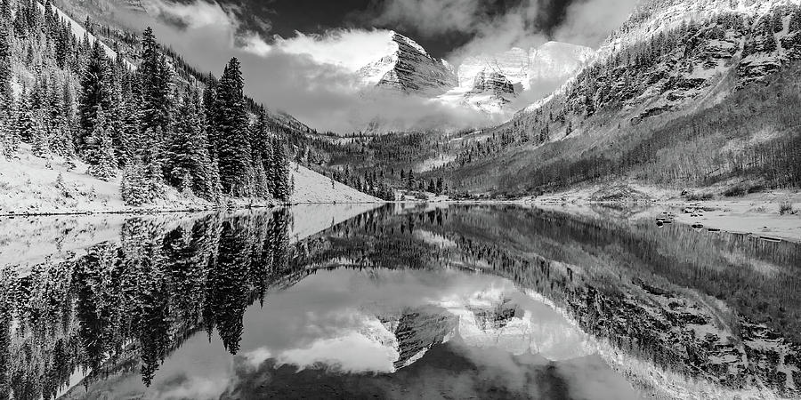 Aspens Maroon Bells Mountain Peak Panorama - Black and White Photograph by Gregory Ballos