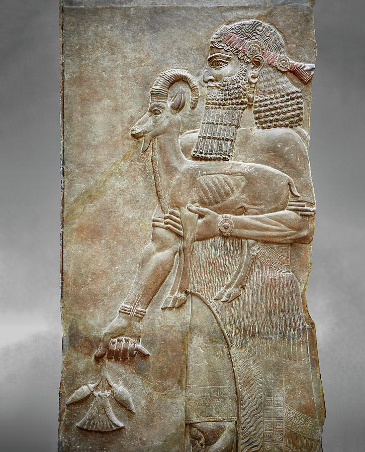 Assyrian Sculpture of king Sargon II at Khorsabad - 713-706 BC - Louvre ...