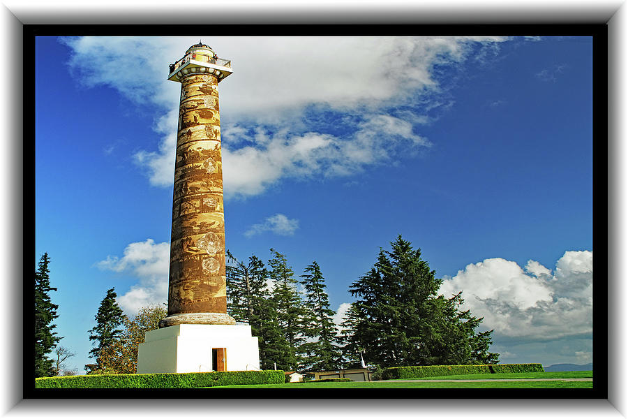 Astoria Column Photograph by Richard Risely