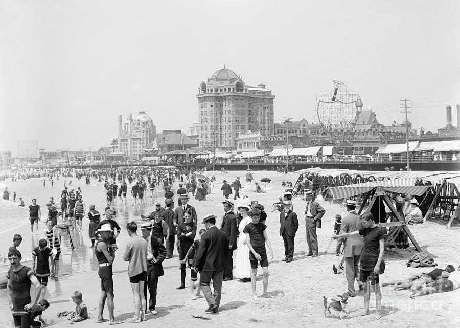 ATLANTIC CITY, c1908 Photograph by Unknown