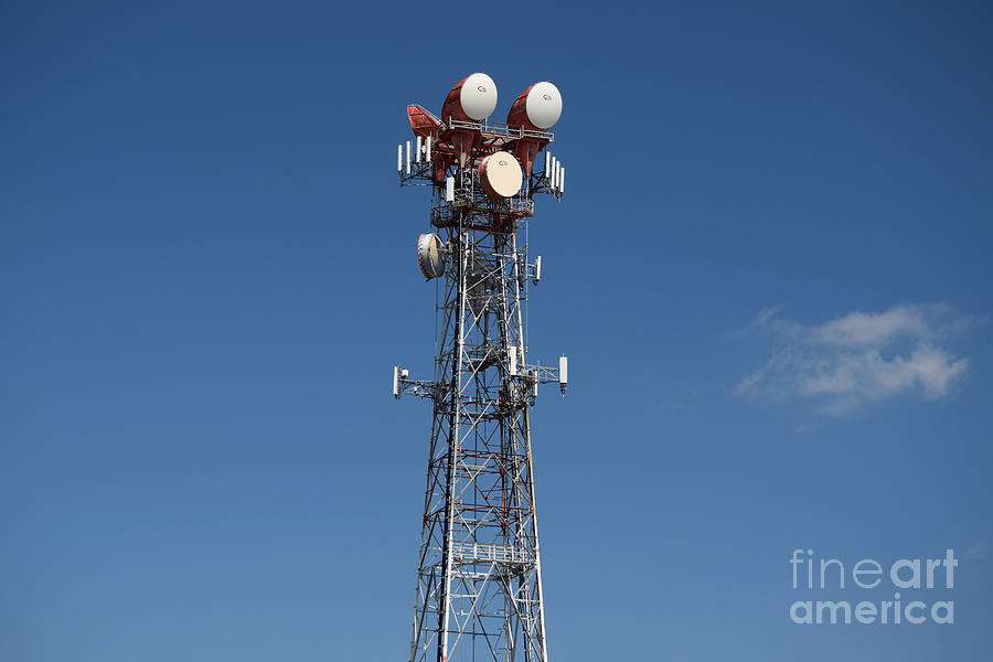 Long Lines tower in Williamsburg, Virginia #1 Photograph by Ben Schumin ...