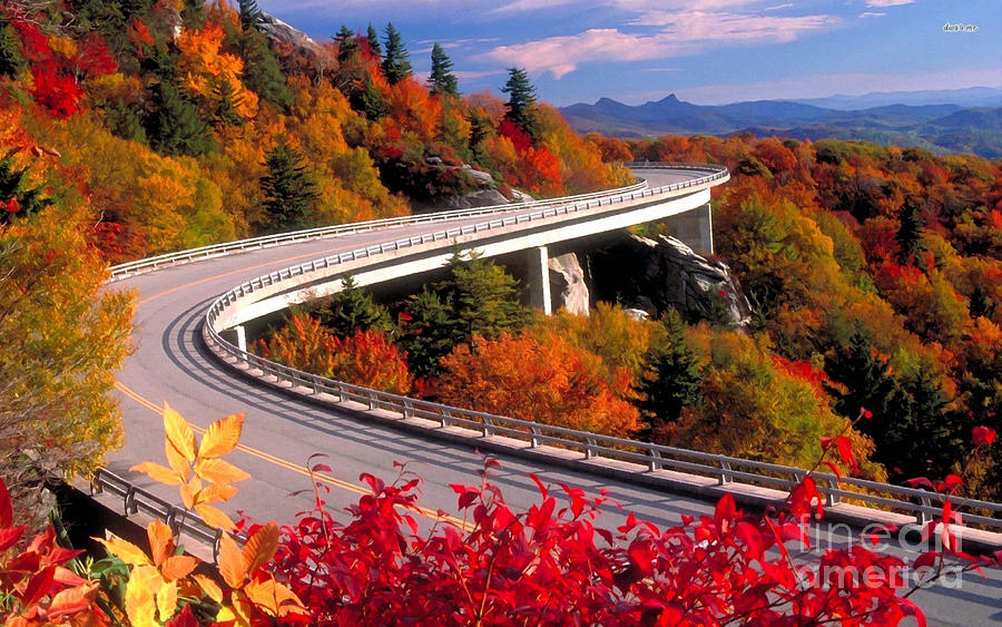 Autumn Blue Ridge Parkway  Mixed Media by Sandi OReilly