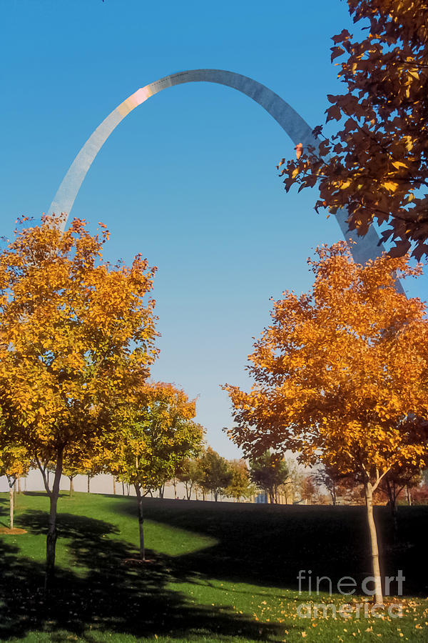 Autumn Color and Gateway Arch Photograph by Bob Phillips