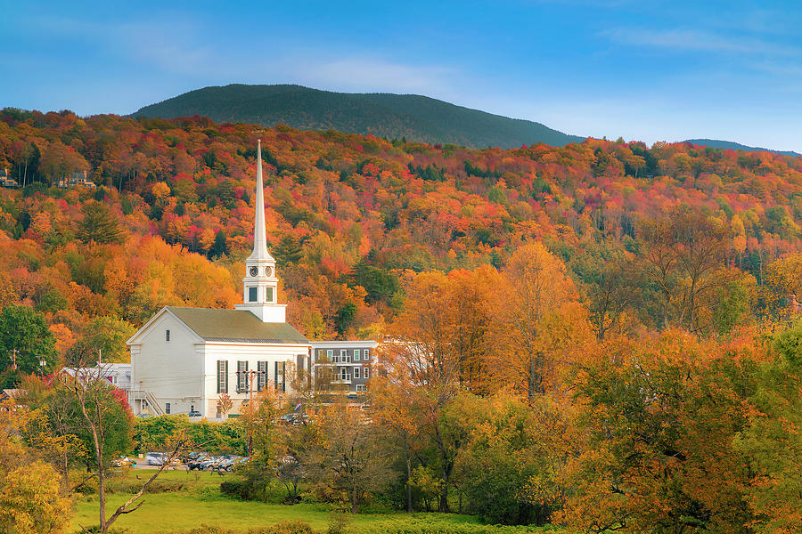 Autumn Colors in Vermont Photograph by Andrew Soundarajan