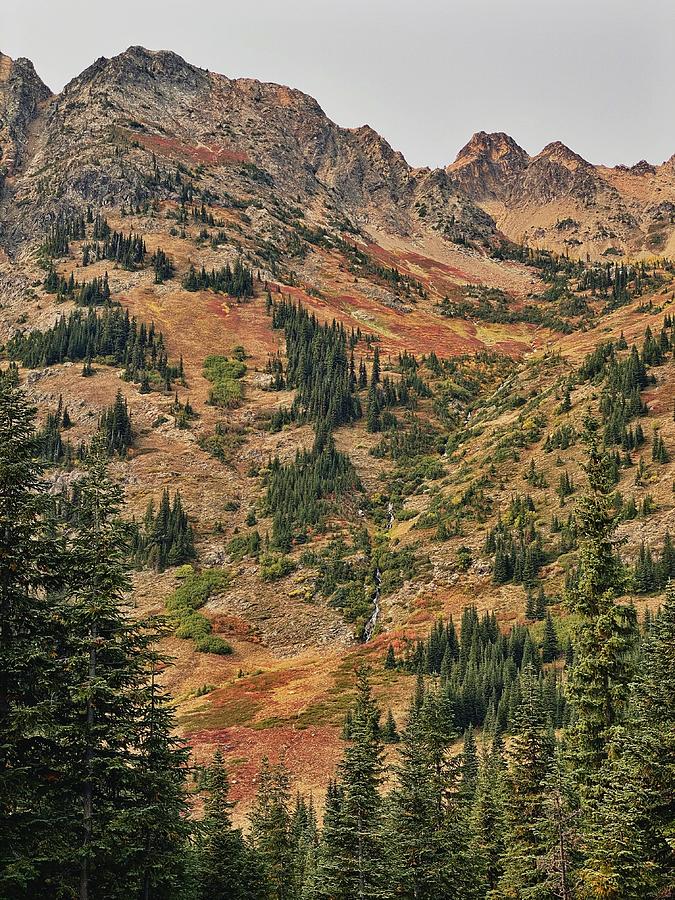 Autumn in the North Cascades  Photograph by Jerry Abbott