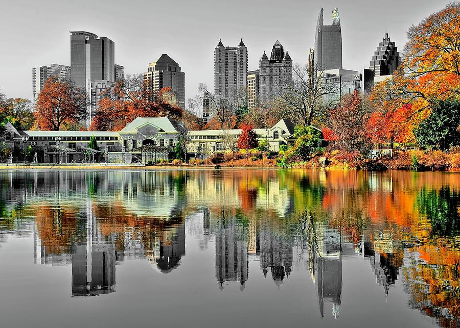 Atlanta Photograph - Autumn on Display in Atlanta Georgia by Frozen in Time Fine Art Photography