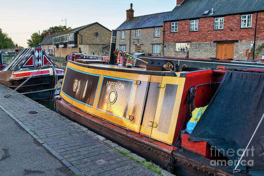  Autumn Sunrise at Stoke Bruerne on the Grand Union Canal Photograph by Tim Gainey