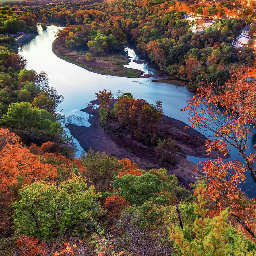 Autumn Table Rock Lake View at the Missouri Route 165 Overlook ...