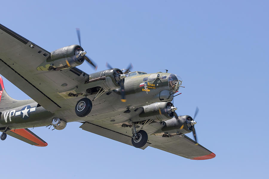 B-17 Flying Fortress In Flight, close-up Photograph by Tim Stanley