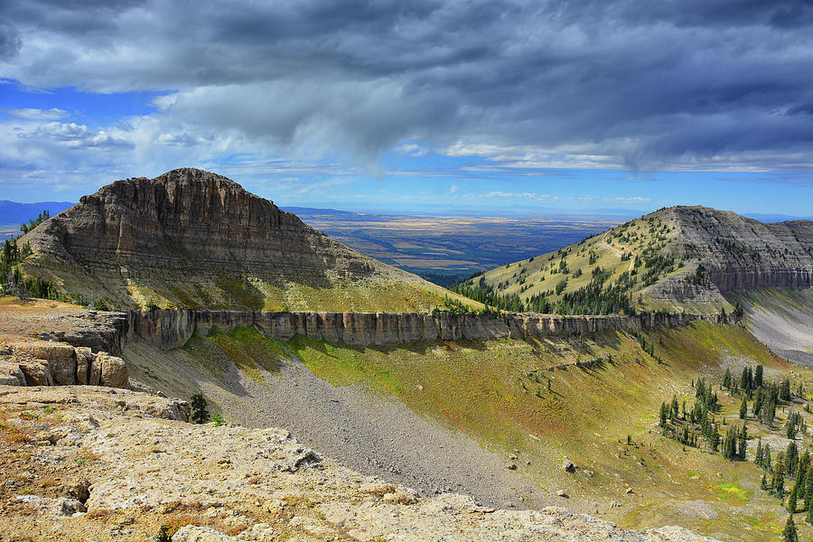 Backside of Freds Mountain Photograph by Raymond Salani III