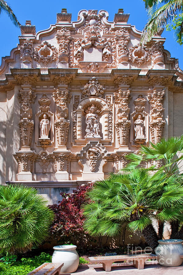 Close Up Photograph - Casa Del Prado Balboa Park Sculpture by David Zanzinger