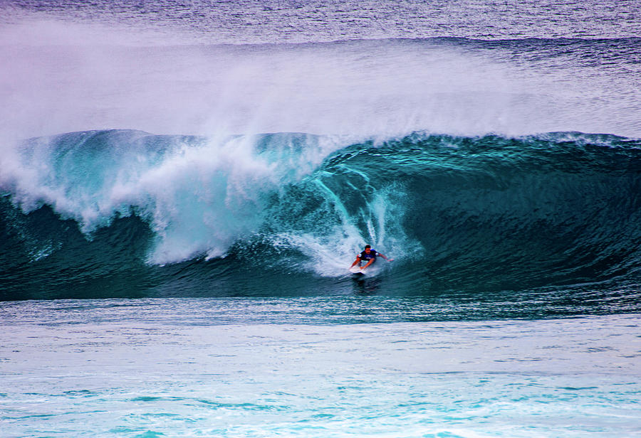 Banzai Pipeline 13 Photograph by Anthony Jones
