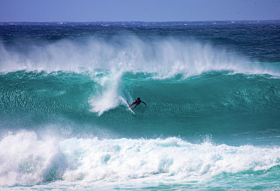 Banzai Pipeline 21 Photograph by Anthony Jones