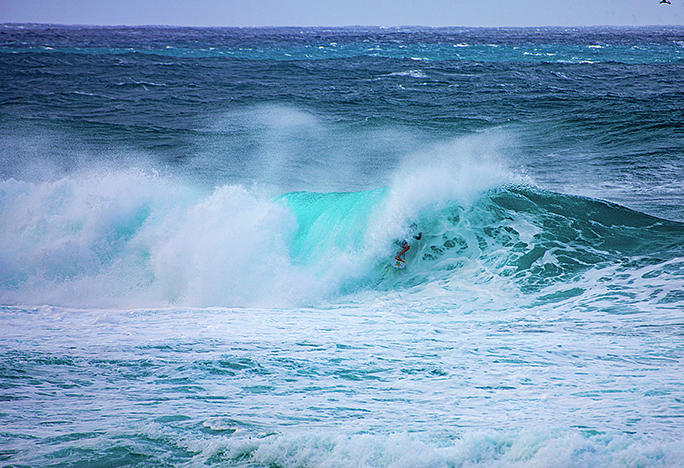 Banzai Pipeline 24 Photograph by Anthony Jones