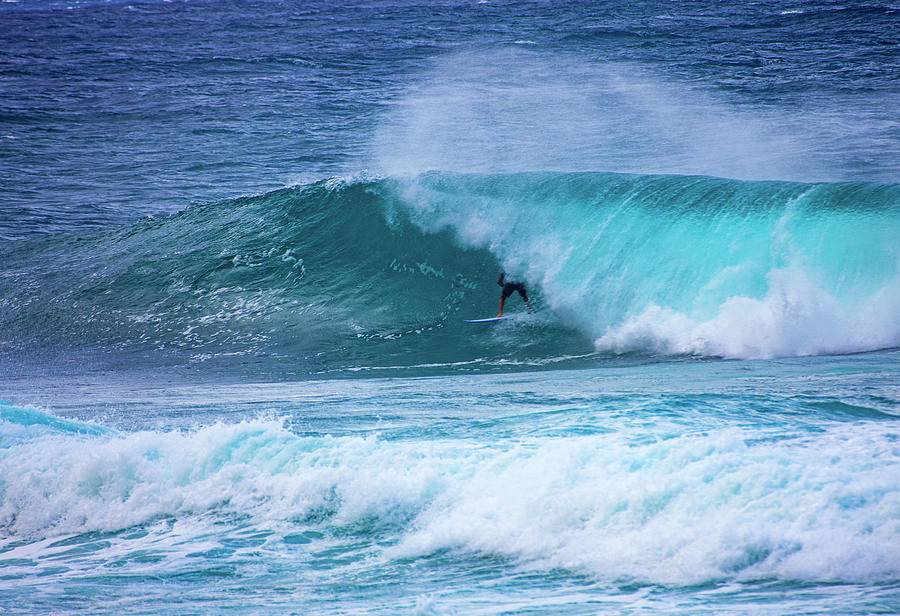 Banzai Pipeline 26 Photograph by Anthony Jones