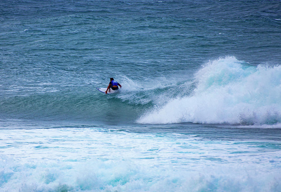 Banzai Pipeline 27 Photograph by Anthony Jones