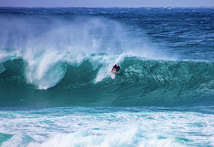 Banzai Pipeline 31 Photograph by Anthony Jones