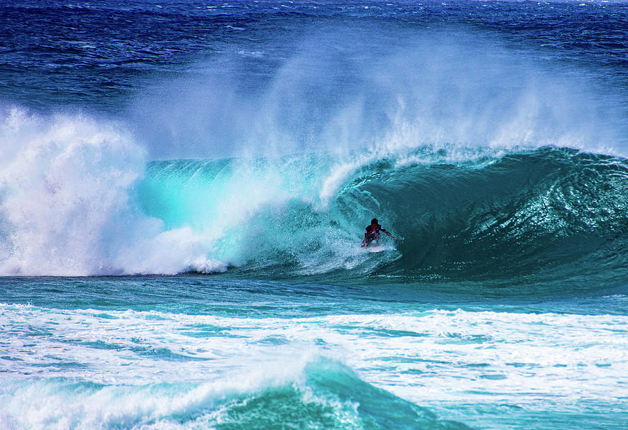Banzai Pipeline 33 Photograph by Anthony Jones