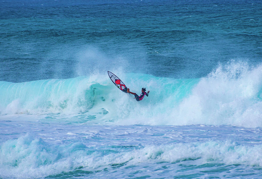 Banzai Pipeline 54 Photograph by Anthony Jones