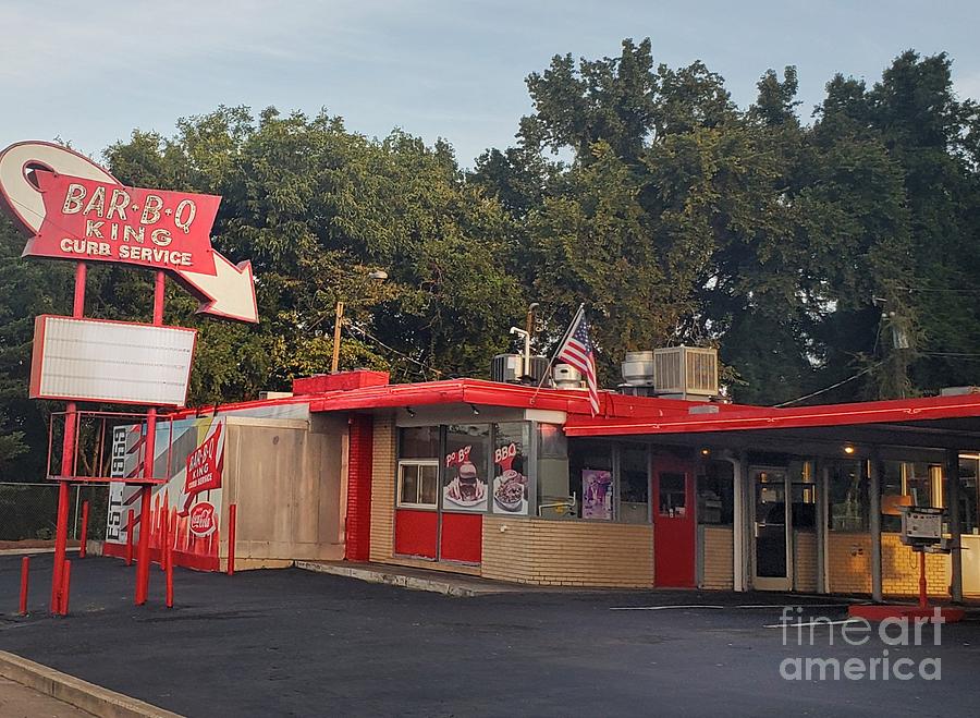 BarBQ King Photograph by Dave Hall Fine Art America