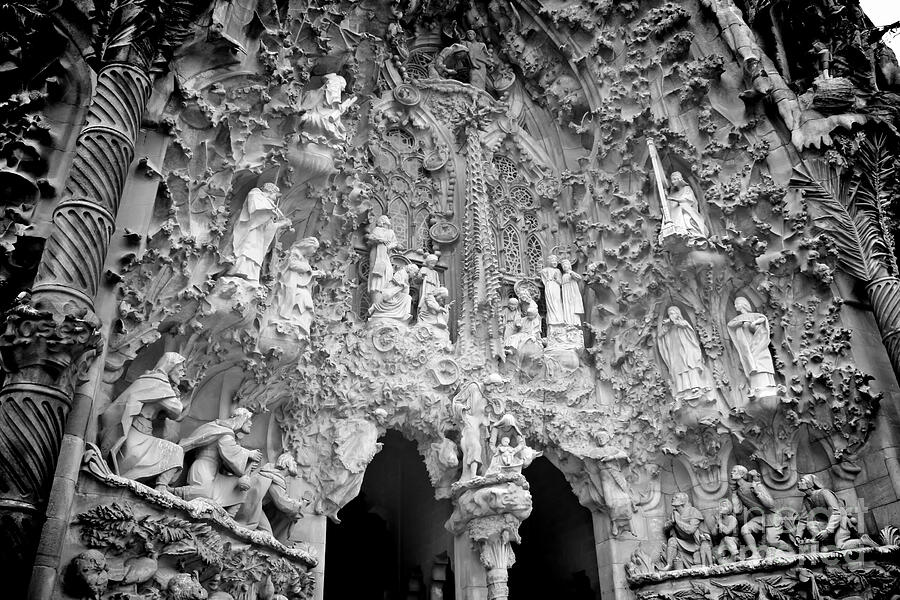 Barcelona Sagrada familia sculptures in the Nativity Facade Photograph by Stefano Senise Barcelona Sagrada familia sculptures in the Nativity Facade Photograph by Stefano Senise