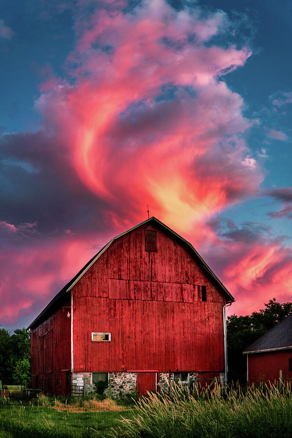Barn at sunset Photograph by Greg Croasdill