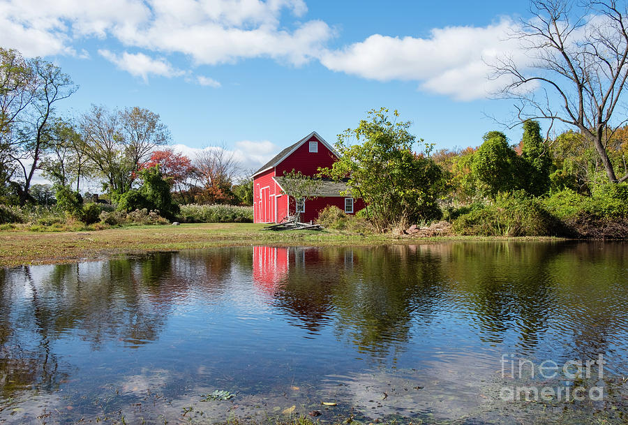 Barn by the Water Photograph by Len Tauro
