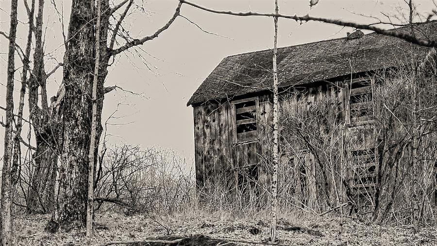 Barn Photograph by John Linnemeyer