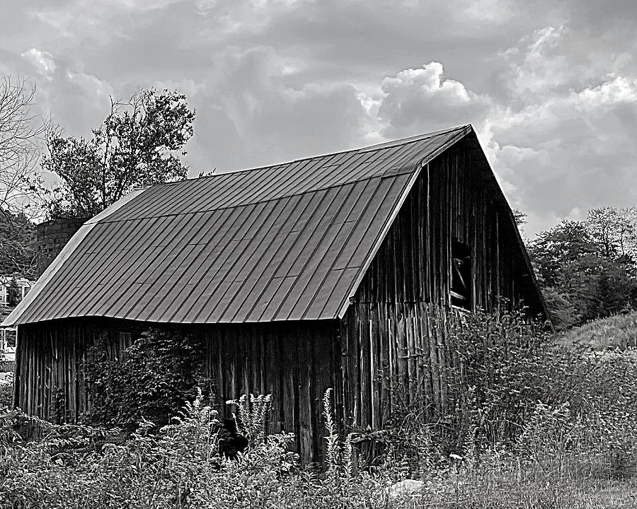Barn of Boone BW Photograph by Lee Darnell