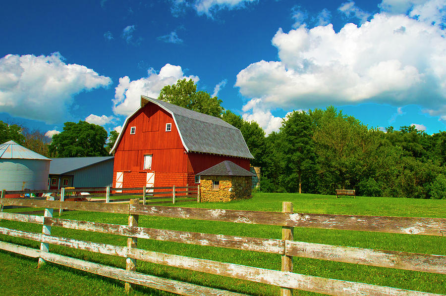 BarnRed BarnFamily Farm Howard County Indiana Photograph by William