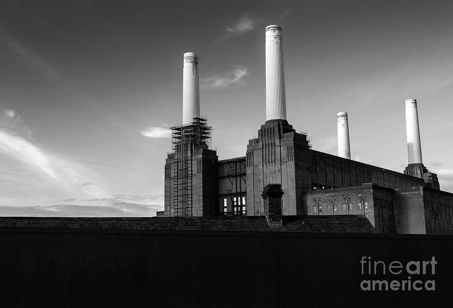 Battersea Power Photograph by Daniel M Walsh