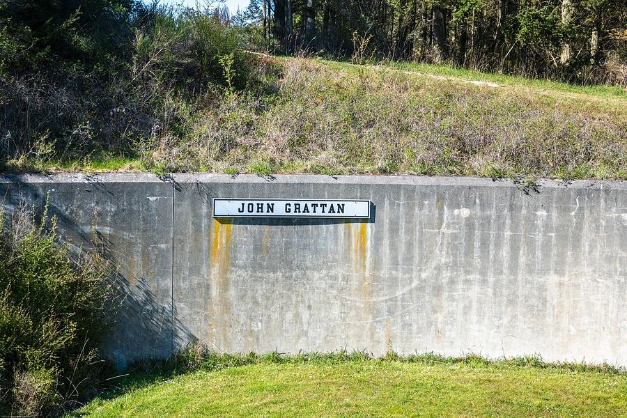 Battery Grattan Retaining Wall Photograph by Tom Cochran