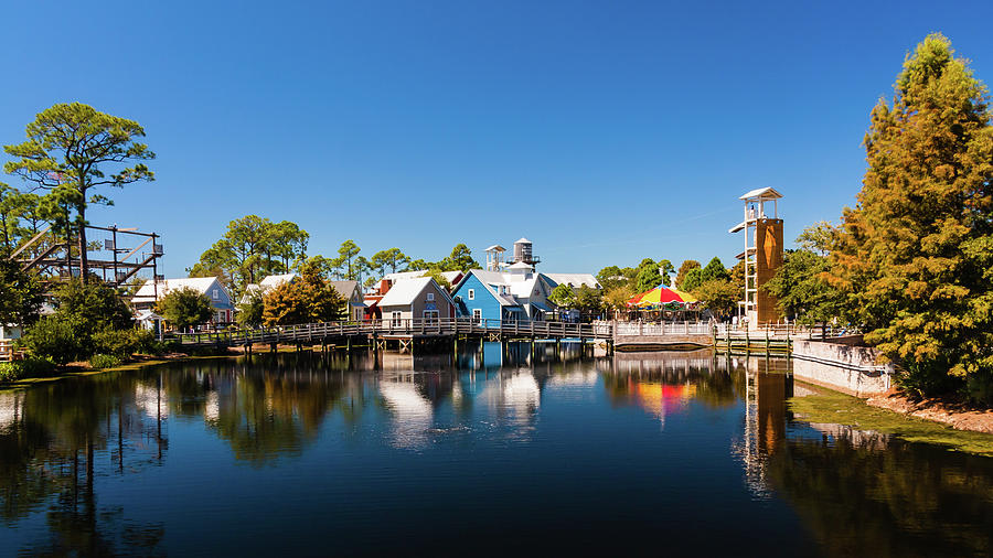 Baytown Wharf Photograph by Bj Clayden - Fine Art America