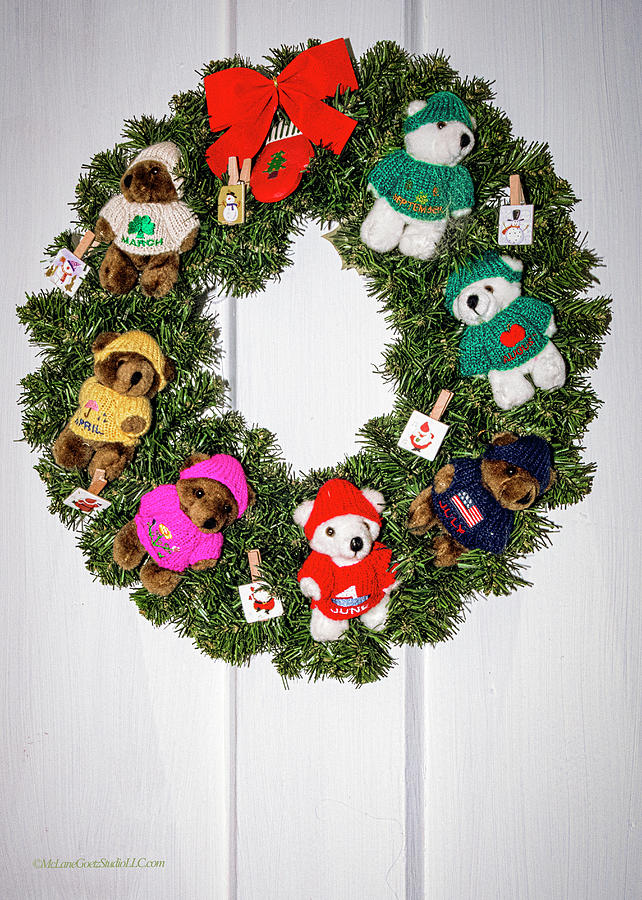 Bear Photograph - Beary Christmas Wreath by LeeAnn McLaneGoetz McLaneGoetzStudioLLCcom