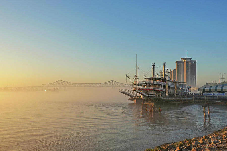 Beautiful Misty Sunrise on the Mississippi River in New Orleans Photograph by Toby McGuire
